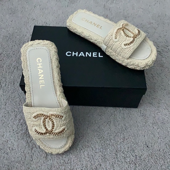 Excellent condition only wore once - Picture 2 of 2